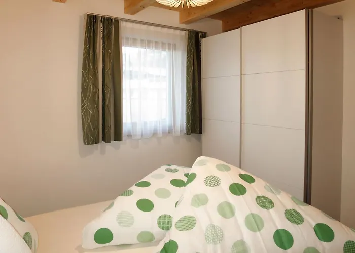 Nina By Interhome Lägenhet Uderns